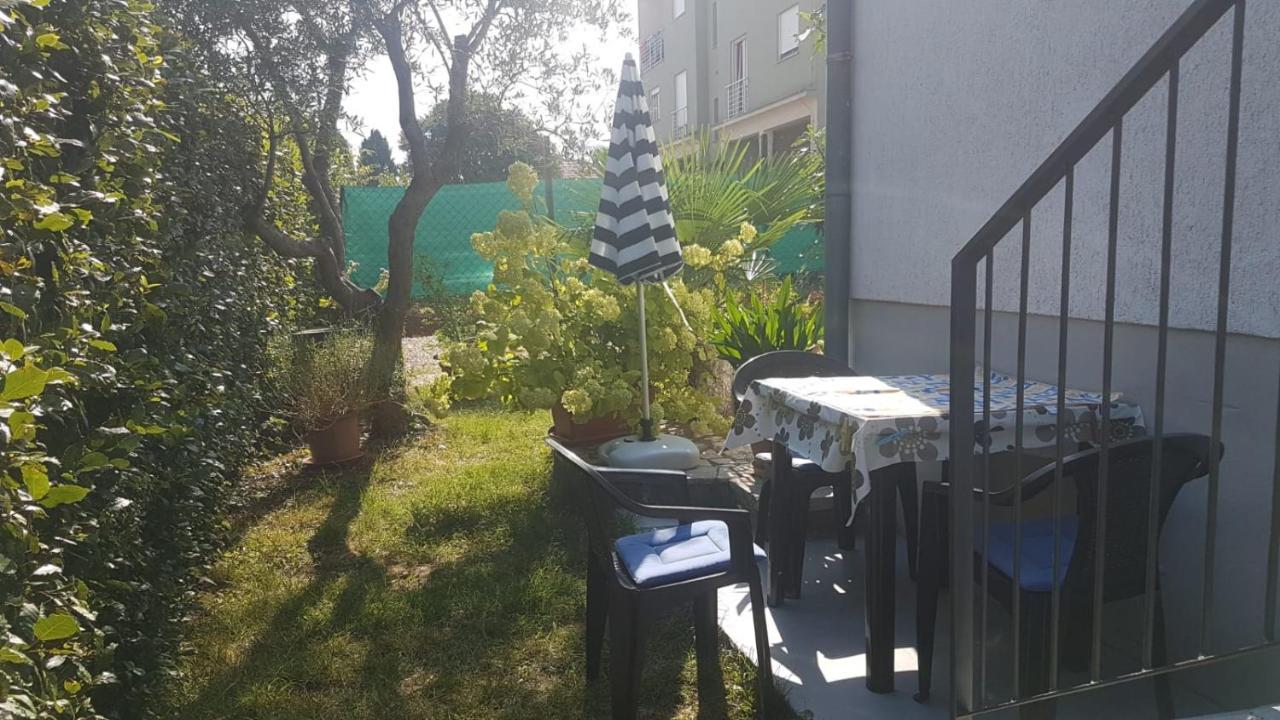Maria Mare Apartment โรวีน ภายนอก รูปภาพ