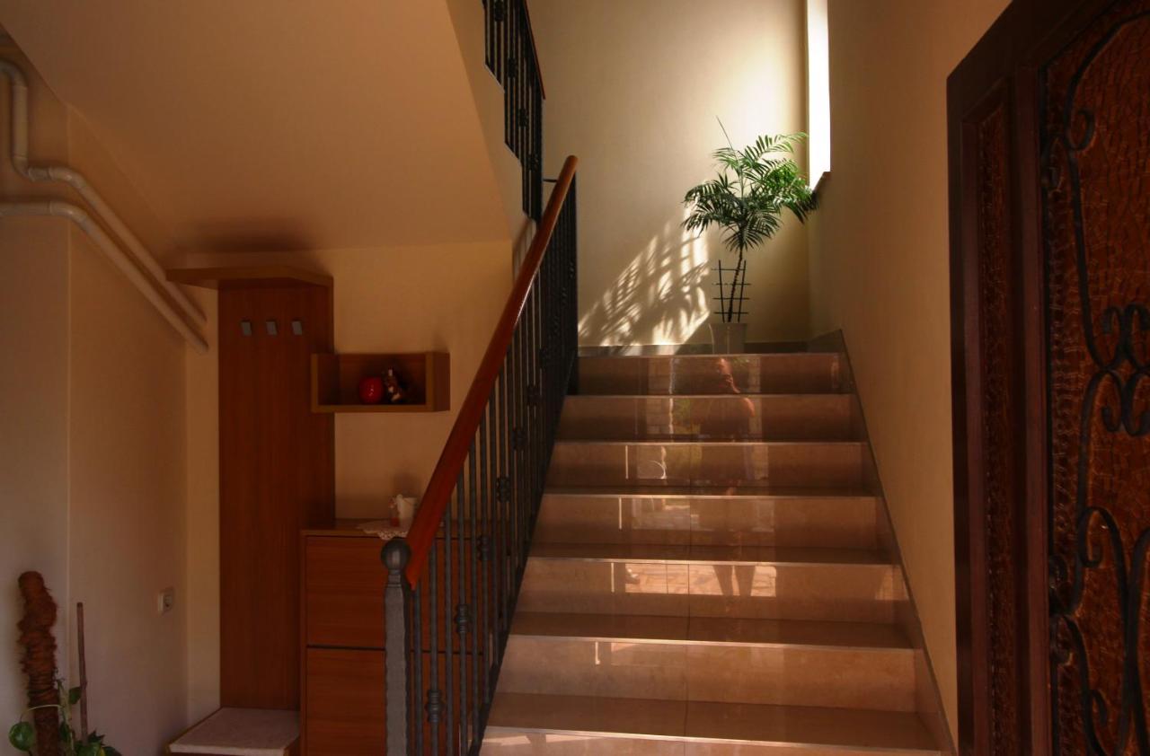 Maria Mare Apartment โรวีน ภายนอก รูปภาพ