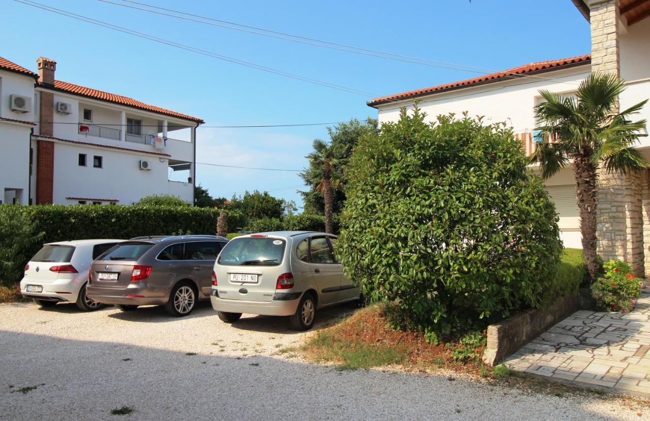 Maria Mare Apartment โรวีน ภายนอก รูปภาพ
