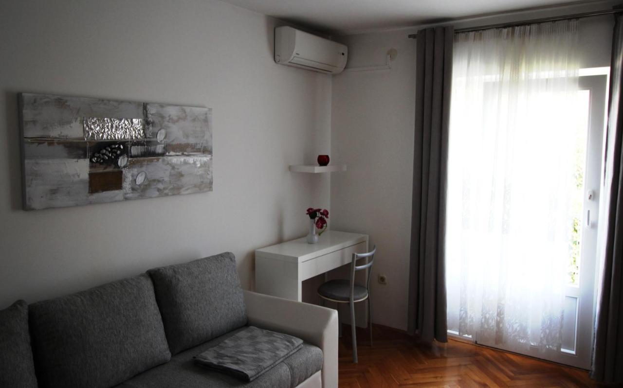 Maria Mare Apartment โรวีน ภายนอก รูปภาพ