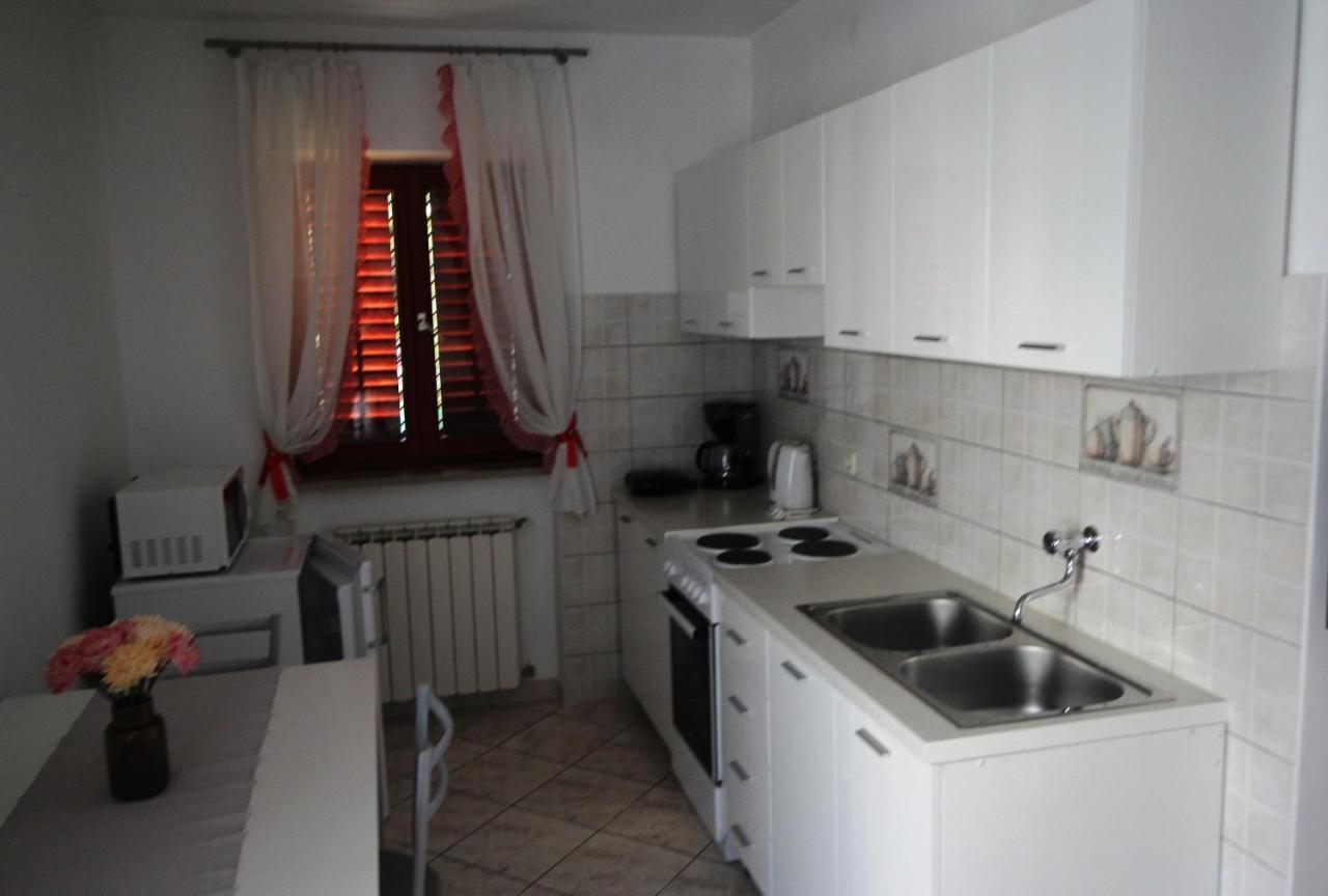 Maria Mare Apartment โรวีน ภายนอก รูปภาพ